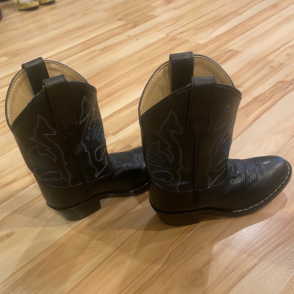Girl’s Black Leather Cowboy Boots by Masterson Boot Co Size 12